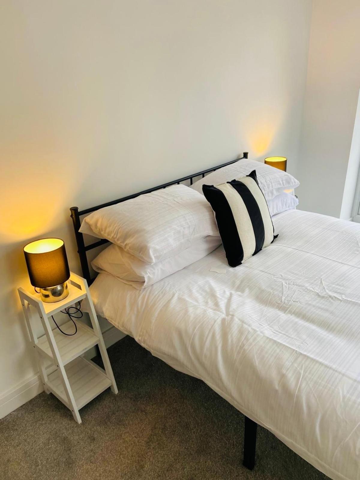 Modern Flat With Free Parking Close To Birmingham Centre Экстерьер фото